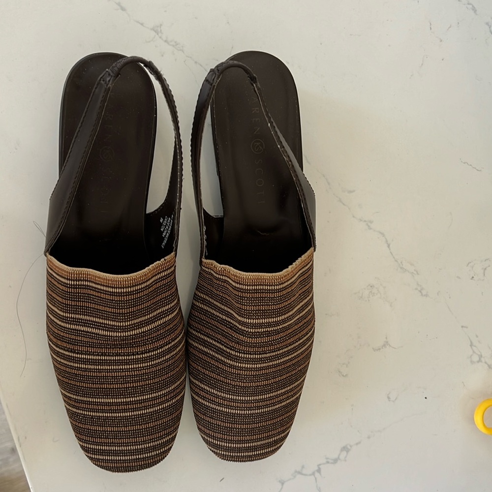 Karen scott heels brown striped no box